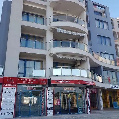 Apartmán Апартамент С Изглед Към Морето *
